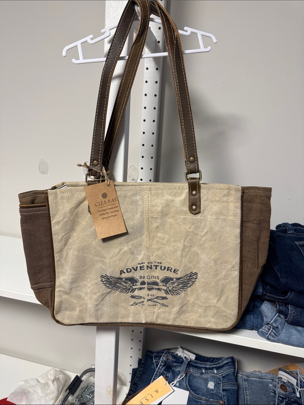 CLEA RAY Canvas Shoulder Bag in Beige and Brown